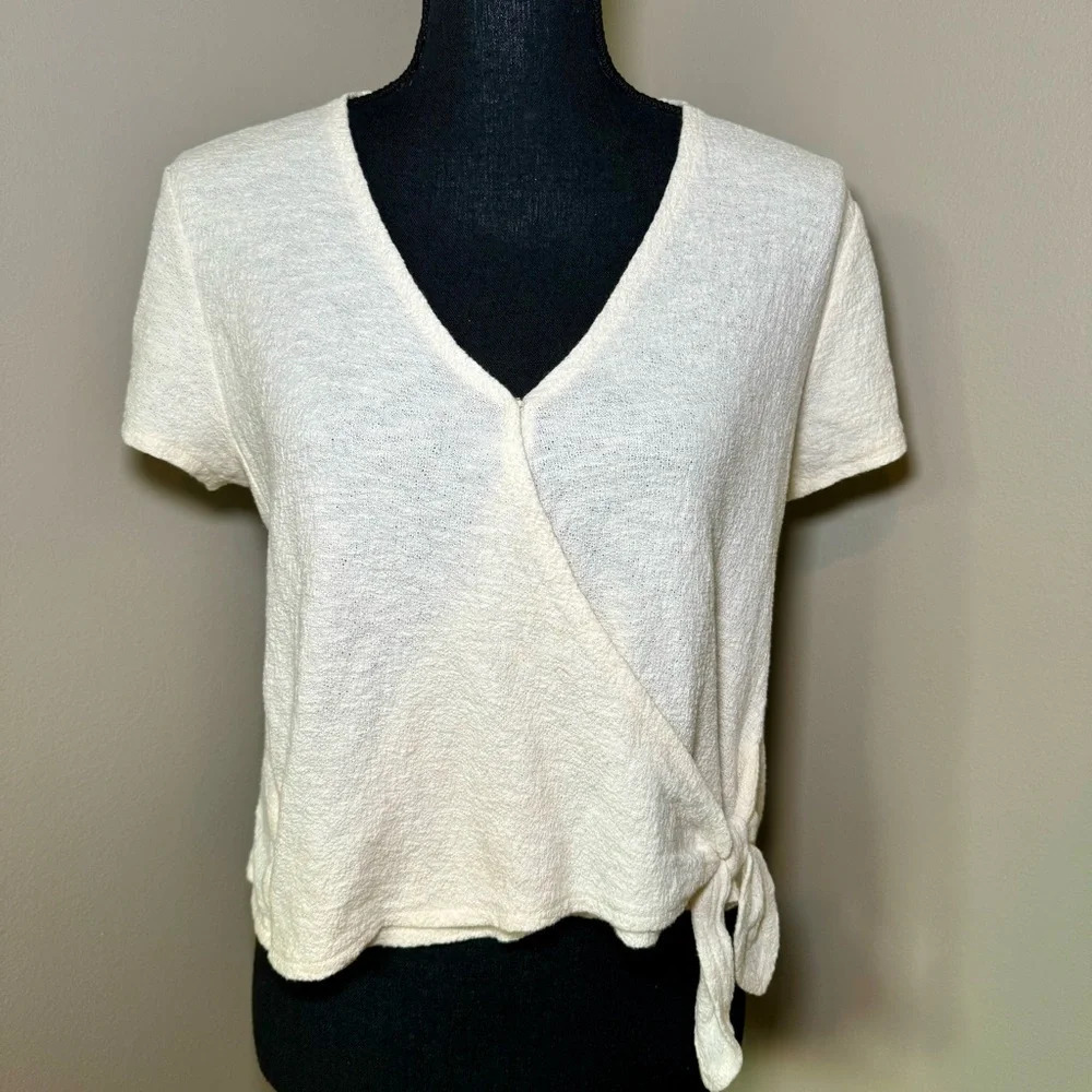 Madewell Texture & Thread Wrap Tie Top Ivory V-Neck Short Sleeve Size Medium A14